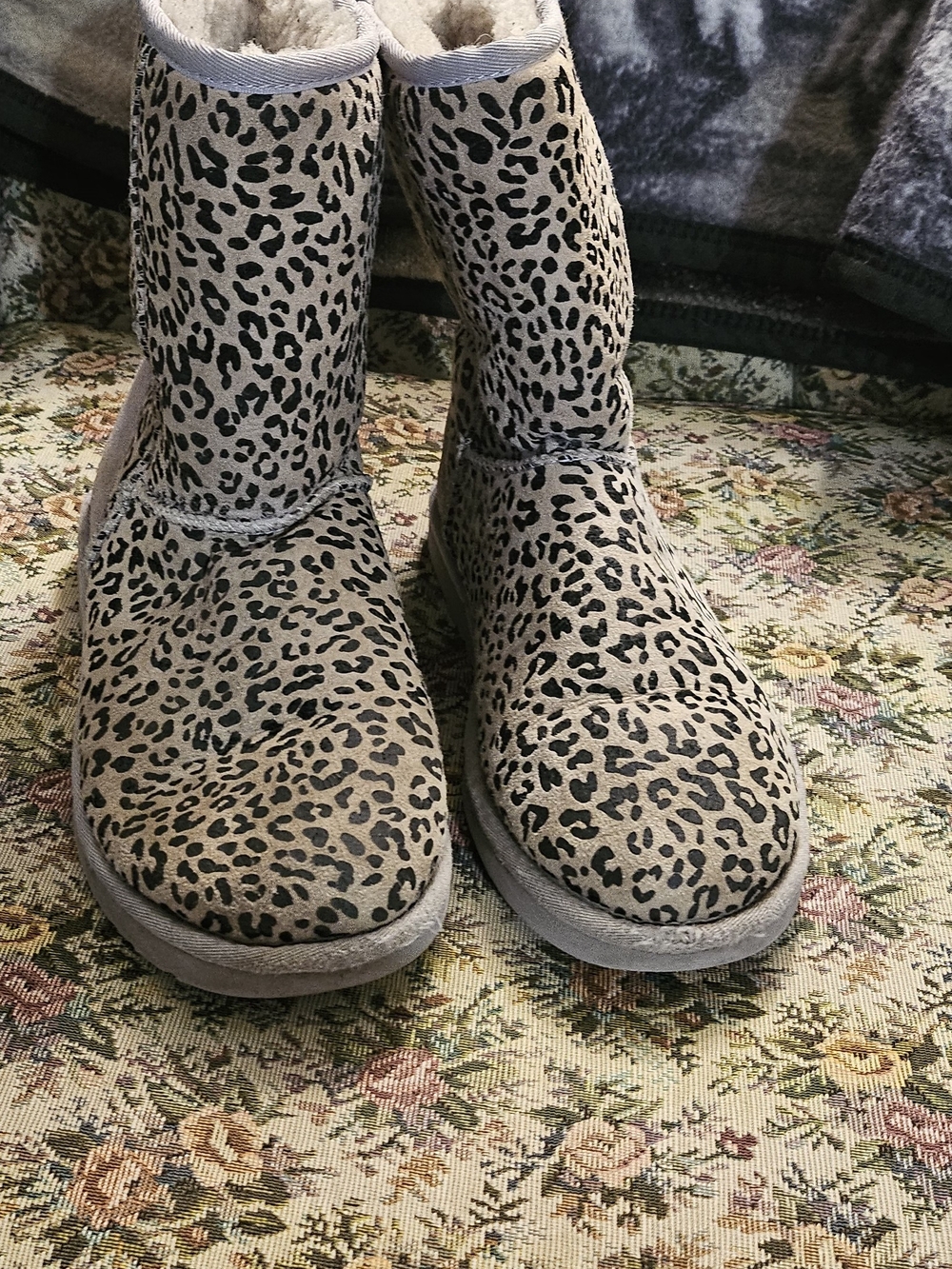 UGG Leopard Print Shearling-Lined Short Boots - Taupe Black